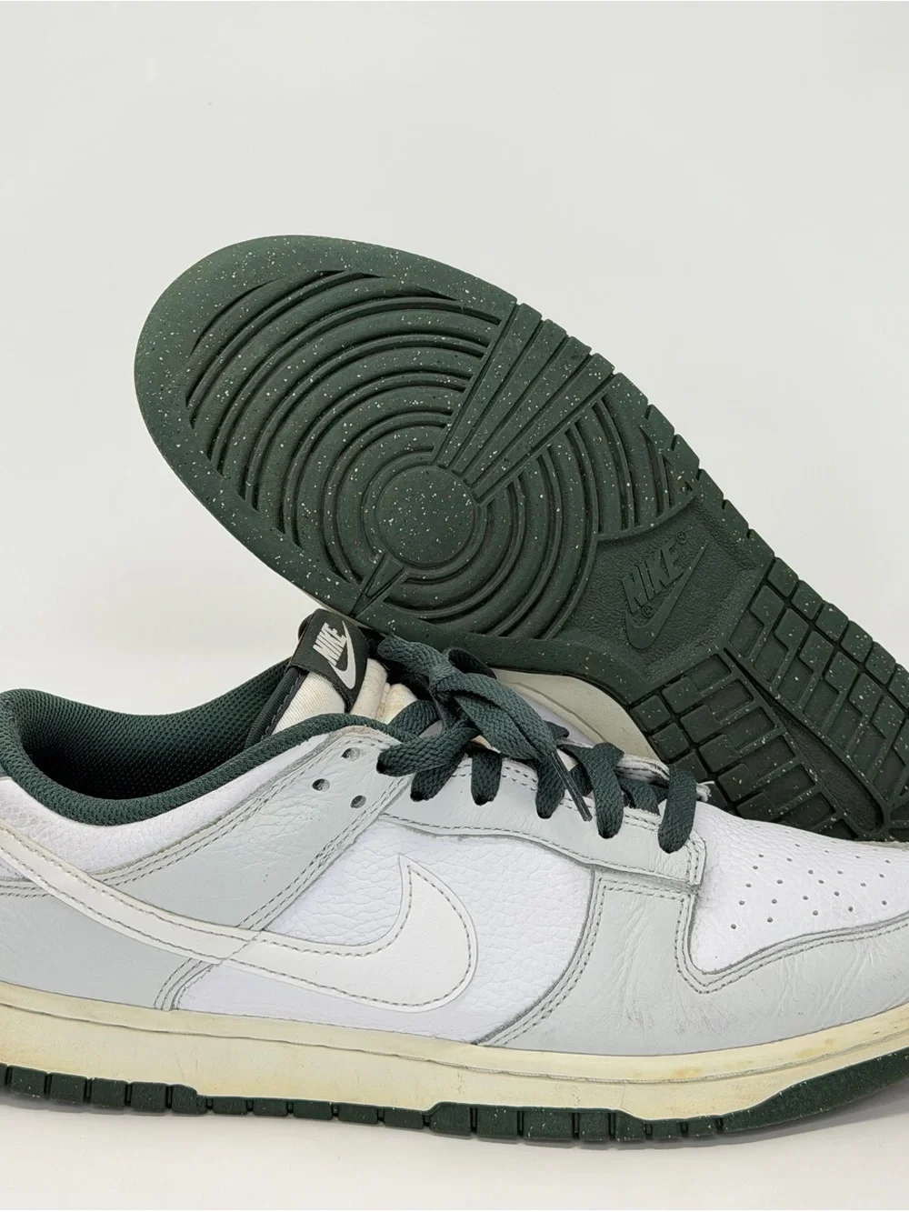 Nike Dunk Low Retro SE Photon Dust Vintage Green HF2874-001 Men’s Size 11